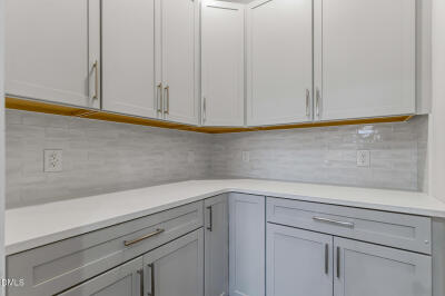 3922 Cedar Knolls Drive photo 15