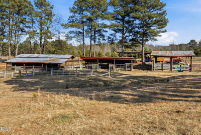 4562 Hight Road photo 8