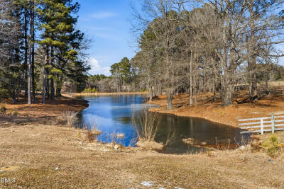4562 Hight Road photo 9
