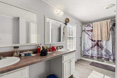 4562 Hight Road photo 34