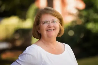 Phyllis Howard