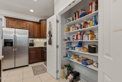 1007 Chatham Court photo 36