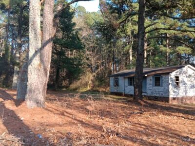 New Light Road, North Wake County, old house and building. Close in. photo 5