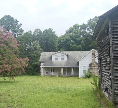 Gorgeous Property with Significant Road Frontage photo 14
