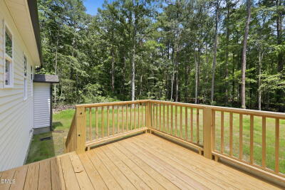 137 Seaman Street photo 14