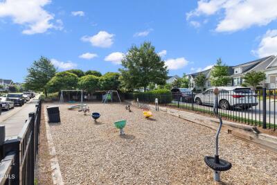 1580 Rhodeschool Drive photo 49