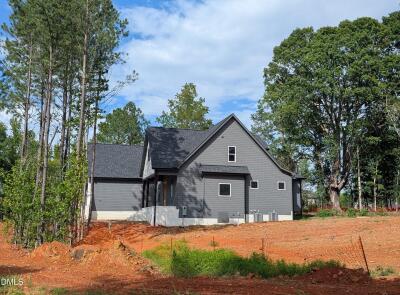 1208 Red Cedar Court photo 2