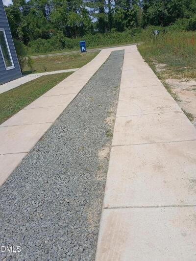 2002 D Riddle Road photo 5