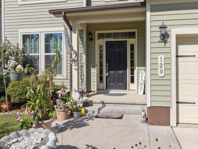 120 Clubhouse Drive photo 3