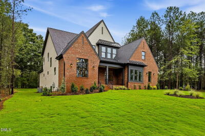 1204 Red Cedar Court photo 3