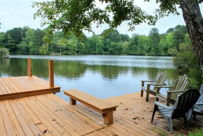 Lakeside House on 18 Acres photo 1