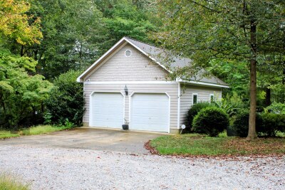 Lakeside House on 18 Acres photo 13