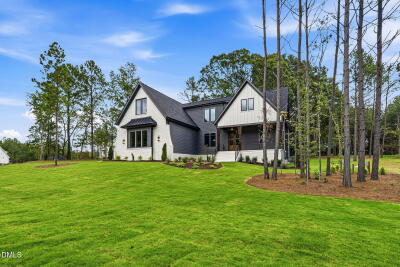 1208 Red Cedar Court photo 4