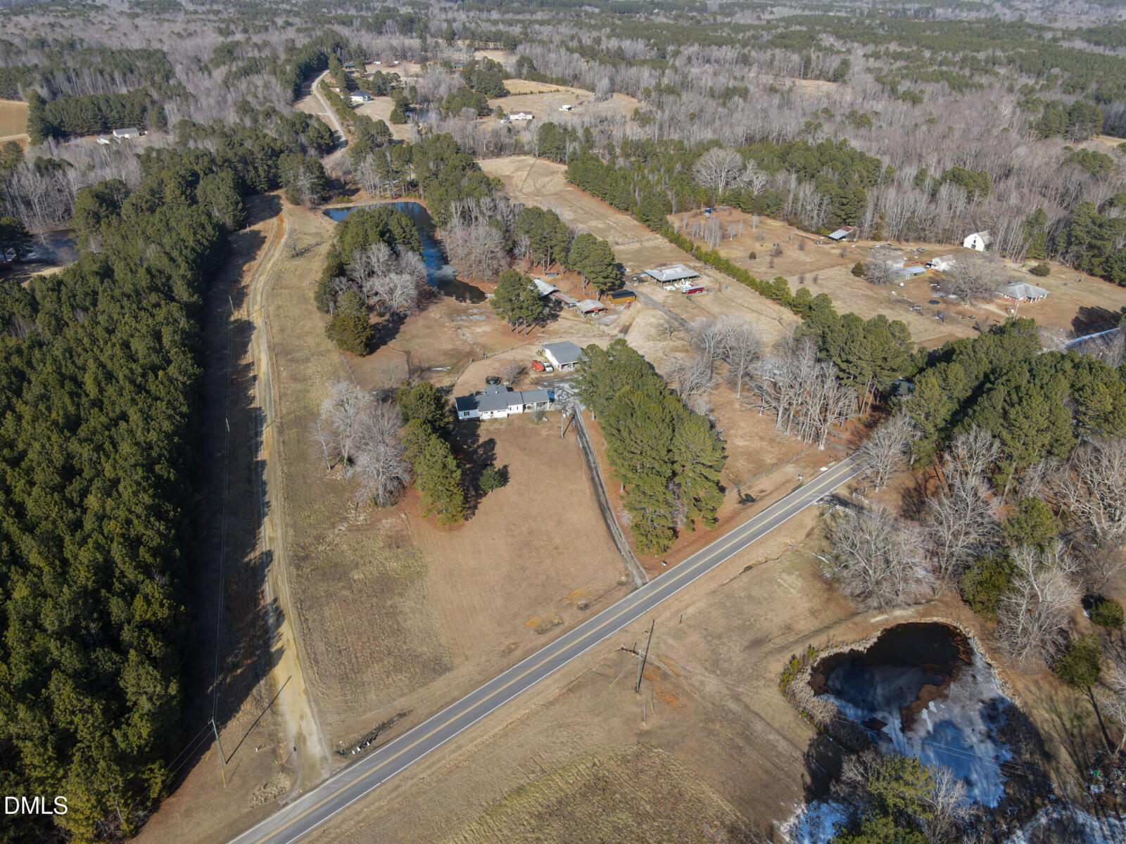 4562 Hight Road